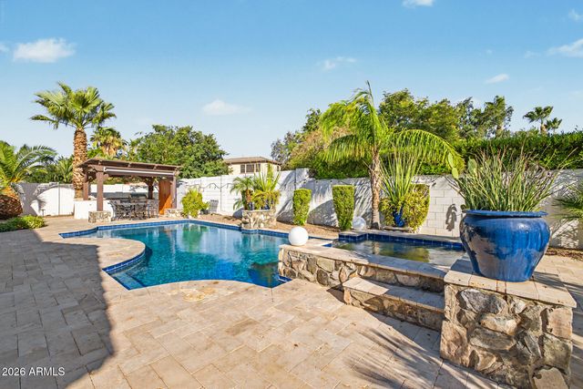 14817 W ESCONDIDO Drive N, Litchfield Park, AZ 85340