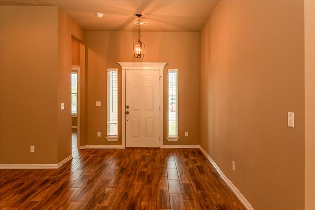 3175 Chelsey Lane, Springdale, AR 72764