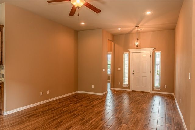 3175 Chelsey Lane, Springdale, AR 72764