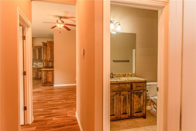 3175 Chelsey Lane, Springdale, AR 72764
