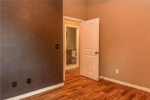 3175 Chelsey Lane, Springdale, AR 72764