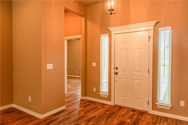 3175 Chelsey Lane, Springdale, AR 72764