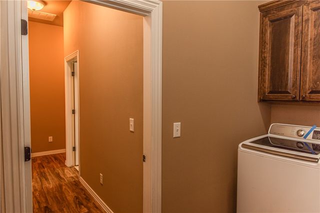 3175 Chelsey Lane, Springdale, AR 72764