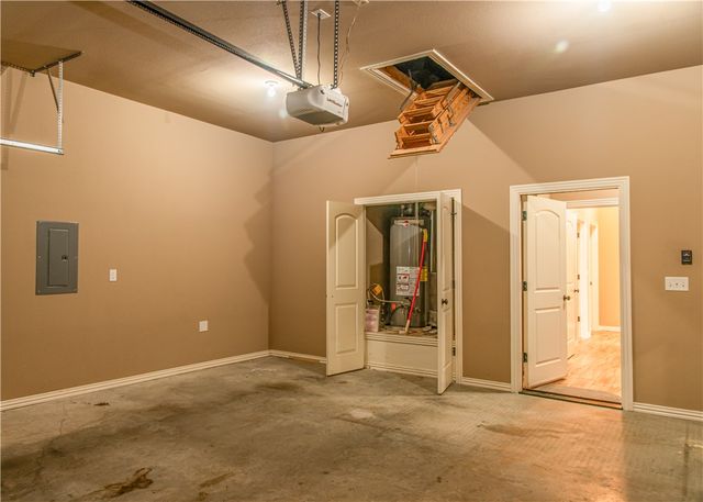3175 Chelsey Lane, Springdale, AR 72764