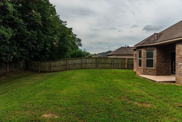 3175 Chelsey Lane, Springdale, AR 72764