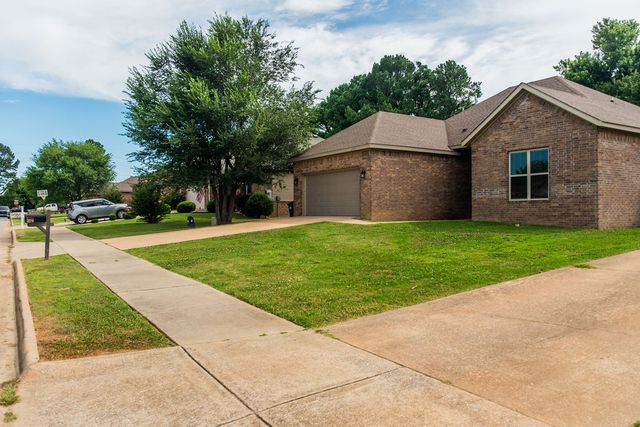 3175 Chelsey Lane, Springdale, AR 72764