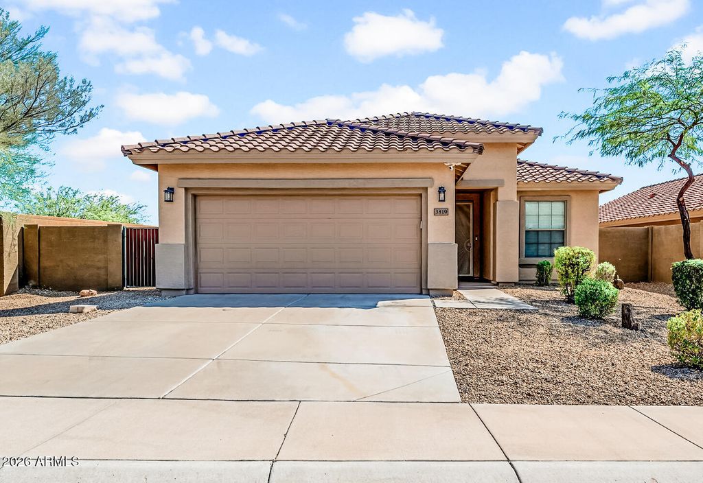 3819 W LINKS Drive, Phoenix, AZ 85086 — exterior