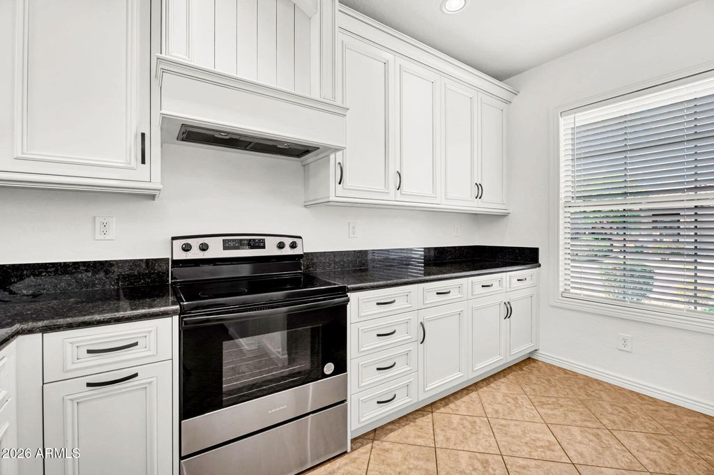 3819 W LINKS Drive, Phoenix, AZ 85086 — photo 5