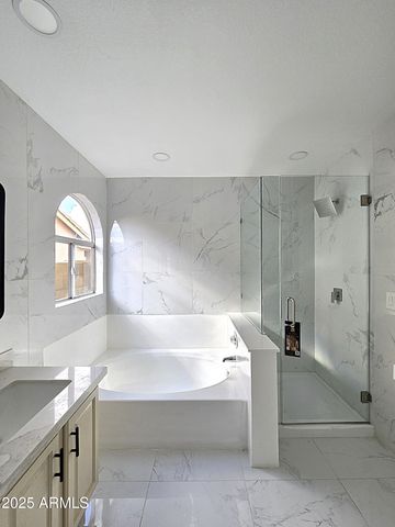 23813 N 39TH Lane, Glendale, AZ 85310