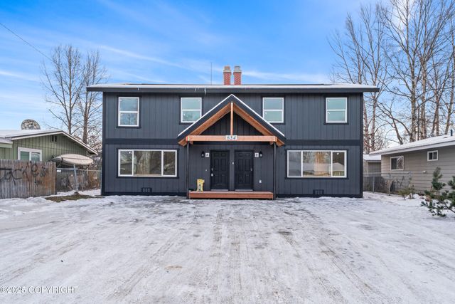 634 Fischer Avenue, Anchorage, AK 99518