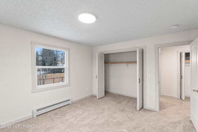 634 Fischer Avenue, Anchorage, AK 99518