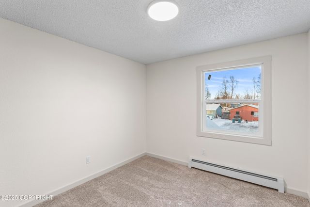 634 Fischer Avenue, Anchorage, AK 99518