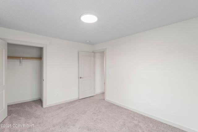 634 Fischer Avenue, Anchorage, AK 99518