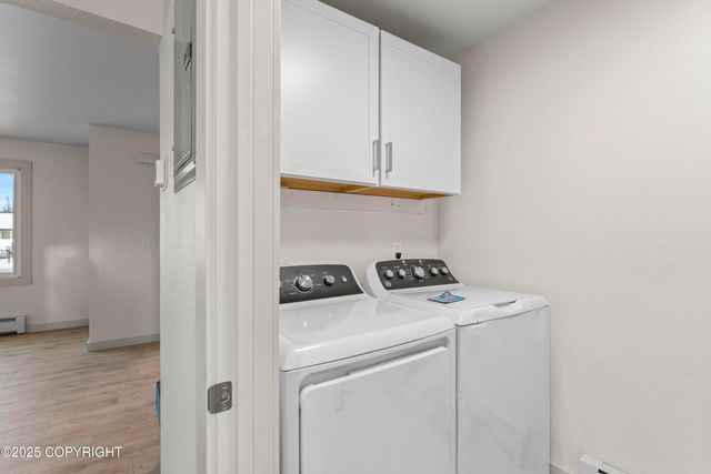 634 Fischer Avenue, Anchorage, AK 99518