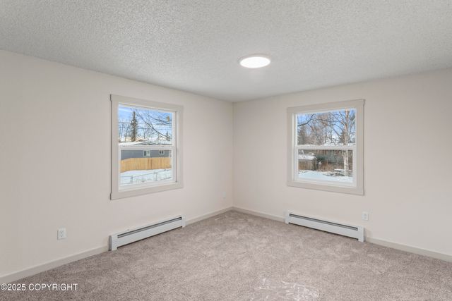 634 Fischer Avenue, Anchorage, AK 99518