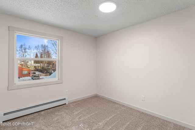 634 Fischer Avenue, Anchorage, AK 99518