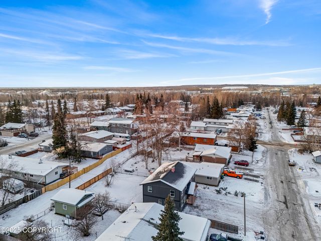 634 Fischer Avenue, Anchorage, AK 99518