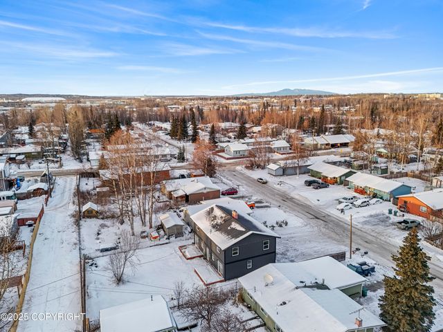 634 Fischer Avenue, Anchorage, AK 99518
