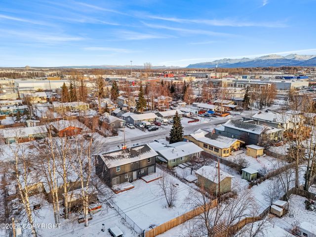 634 Fischer Avenue, Anchorage, AK 99518