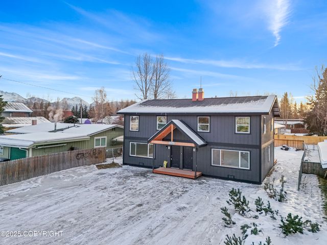 634 Fischer Avenue, Anchorage, AK 99518