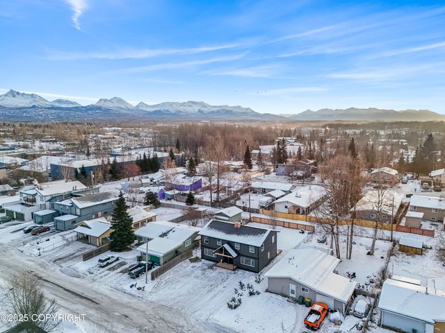 634 Fischer Avenue, Anchorage, AK 99518