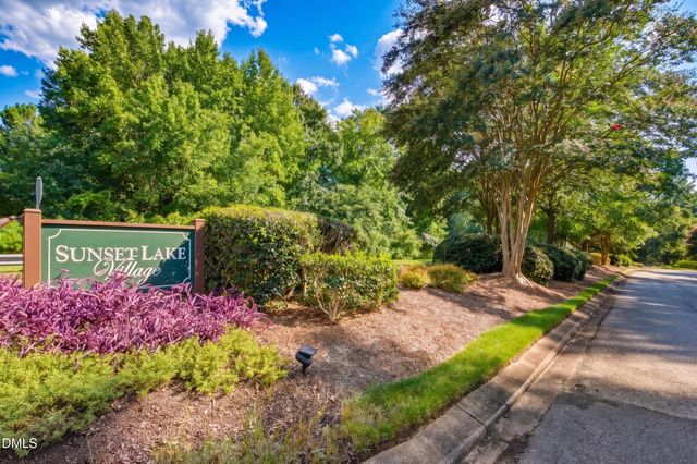 5412 Catmint Court, Holly Springs, NC 27540