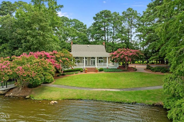 5412 Catmint Court, Holly Springs, NC 27540
