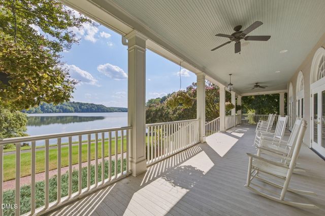5412 Catmint Court, Holly Springs, NC 27540