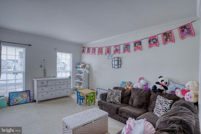 301 E FURROW LN, Newark, DE 19702