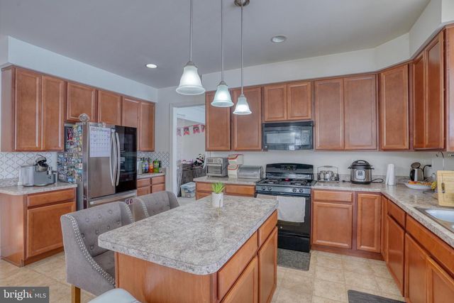 301 E FURROW LN, Newark, DE 19702