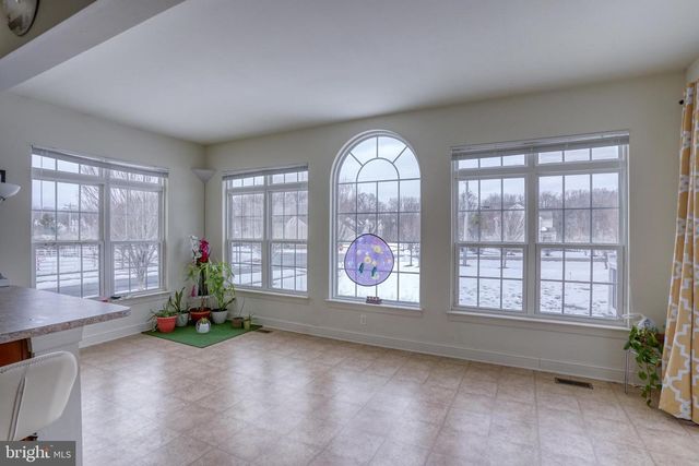 301 E FURROW LN, Newark, DE 19702