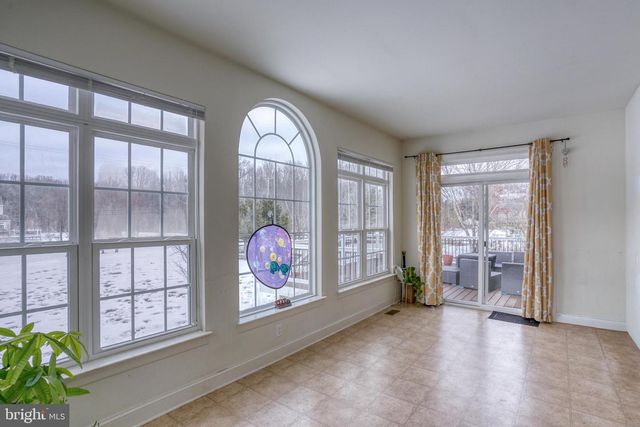 301 E FURROW LN, Newark, DE 19702