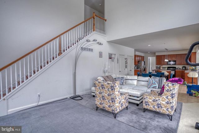 301 E FURROW LN, Newark, DE 19702