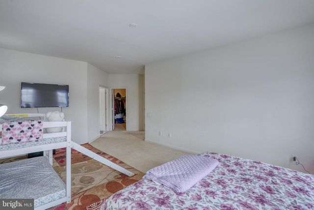 301 E FURROW LN, Newark, DE 19702