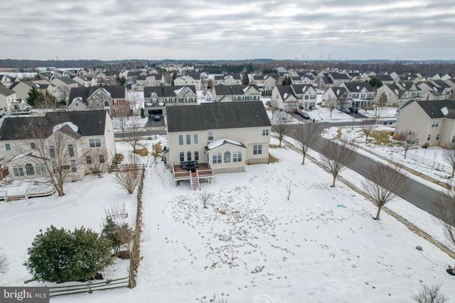 301 E FURROW LN, Newark, DE 19702