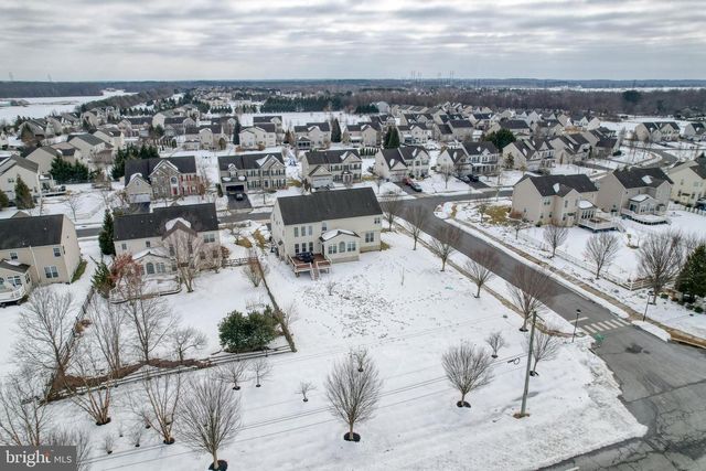 301 E FURROW LN, Newark, DE 19702