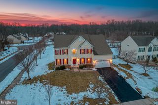 301 E FURROW LN, Newark, DE 19702