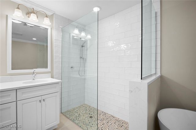 143 Leeward CT, Marco Island, FL 34145