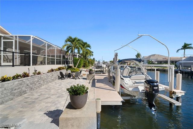 143 Leeward CT, Marco Island, FL 34145