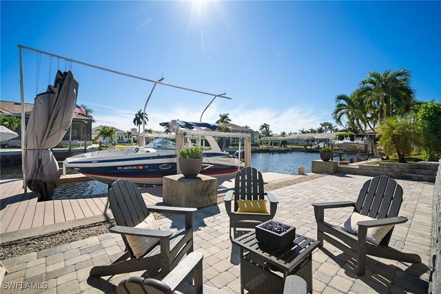 143 Leeward CT, Marco Island, FL 34145