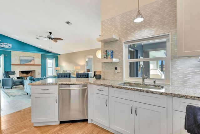 556 SILK OAK DRIVE, Venice, FL 34293