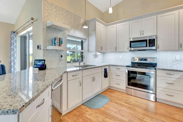 556 SILK OAK DRIVE, Venice, FL 34293