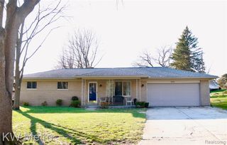 8250 Atha Street, White Lake, MI 48386