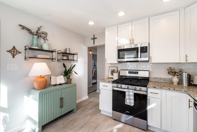 3308 N 91st STREET, Milwaukee, WI 53222