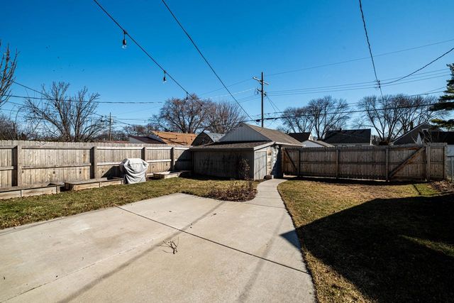 3308 N 91st STREET, Milwaukee, WI 53222