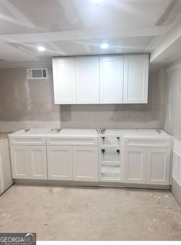 1170 Donnelly Avenue SW, Atlanta, GA 30310