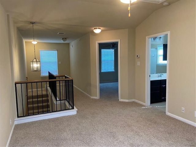1014 Lost Pines LN, Cedar Park, TX 78613