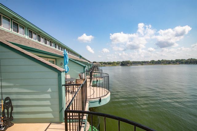 7041 Kingston Cove Ln 255, Willis, TX 77318