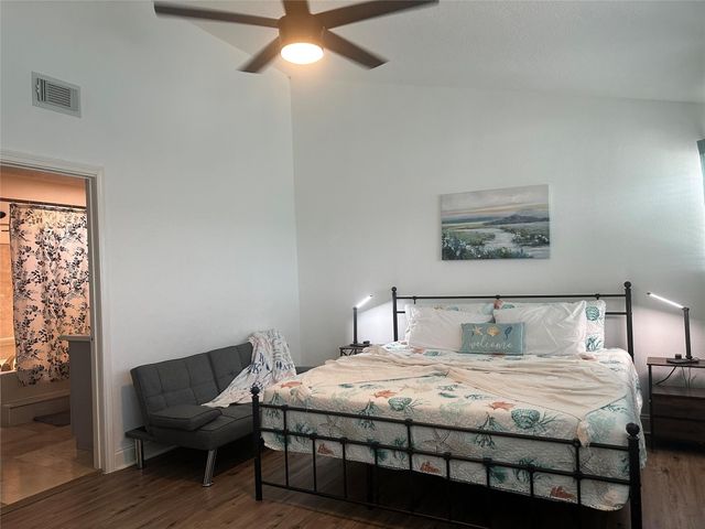 7041 Kingston Cove Ln 255, Willis, TX 77318