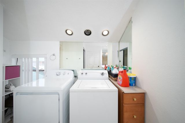 7041 Kingston Cove Ln 255, Willis, TX 77318